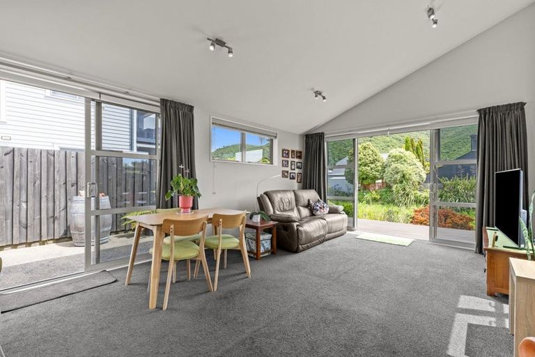 Photo of property in 12a Nautique Place, Waikawa, Picton, 7220