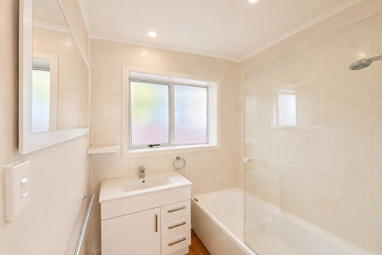 Photo of property in 14 Ravenna Street, Avonhead, Christchurch, 8042