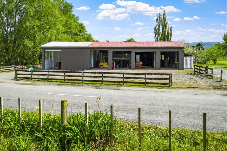 Photo of property in 8 Old Kaipara Road, Kaipara Flats, Warkworth, 0981