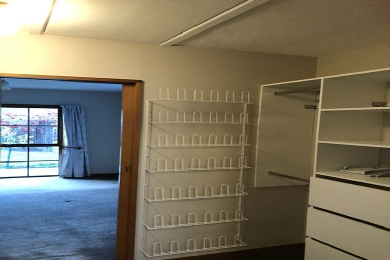 Photo of property in 262 Queenspark Drive, Parklands, Christchurch, 8083