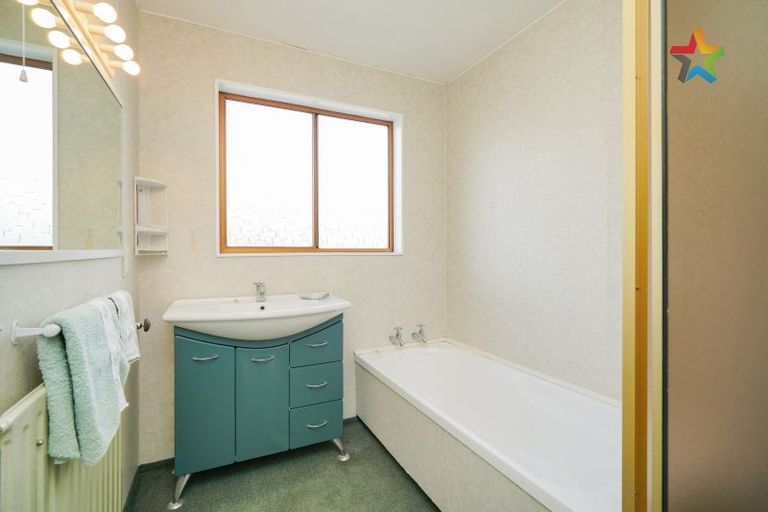 Photo of property in 141 Gladstone Terrace, Gladstone, Invercargill, 9810