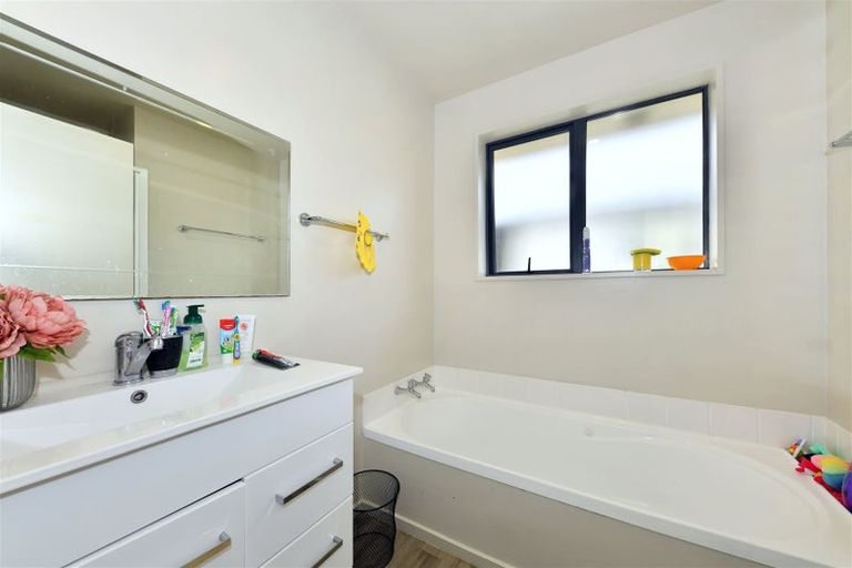 Photo of property in 7a Kaplan Avenue, Islington, Christchurch, 8042