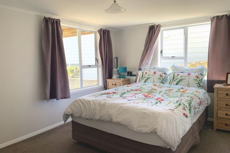 Photo of property in 40 Rhine Street, Island Bay, Wellington, 6023