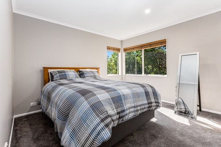 Photo of property in 81 Nevay Road, Miramar, Wellington, 6022