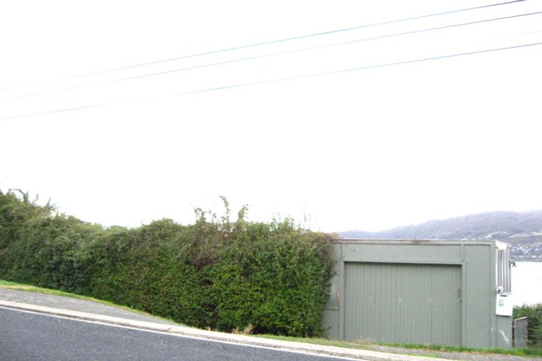 Photo of property in 31 Marion Street, Macandrew Bay, Dunedin, 9014