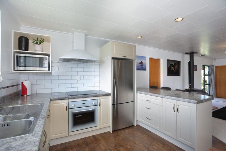 Photo of property in 8 Mansell Crescent, Bulls, 4818