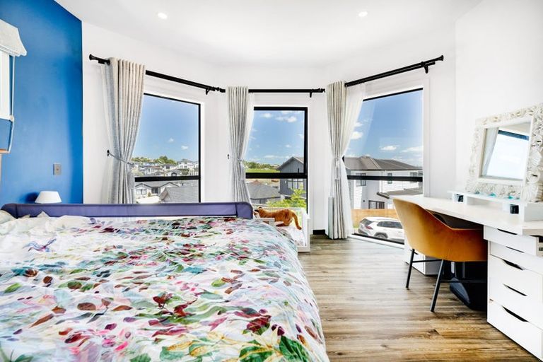 Photo of property in 7 Keiha Crescent, Massey, Auckland, 0614