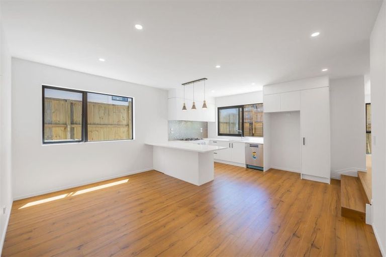 Photo of property in 19 Ta Moko Drive, Gulf Harbour, Whangaparaoa, 0930