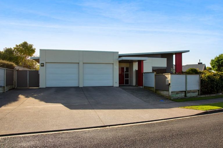 Photo of property in 33 Dillon Drive, Bell Block, New Plymouth, 4312