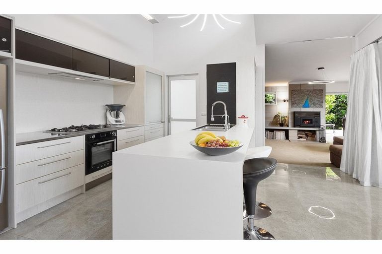 Photo of property in 25 Glen Bruce Place, Ngararatunua, Whangarei, 0176