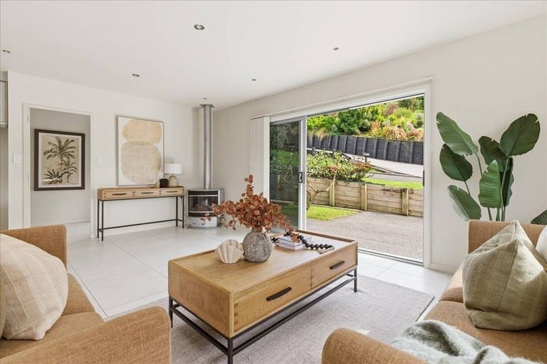 Photo of property in 11 Southill Way, Pyes Pa, Tauranga, 3112