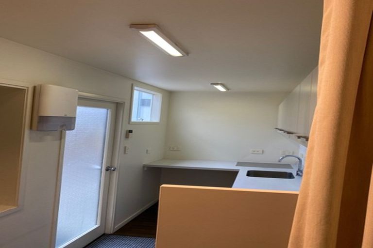 Photo of property in 146 Hinemoa Street, Birkenhead, Auckland, 0626