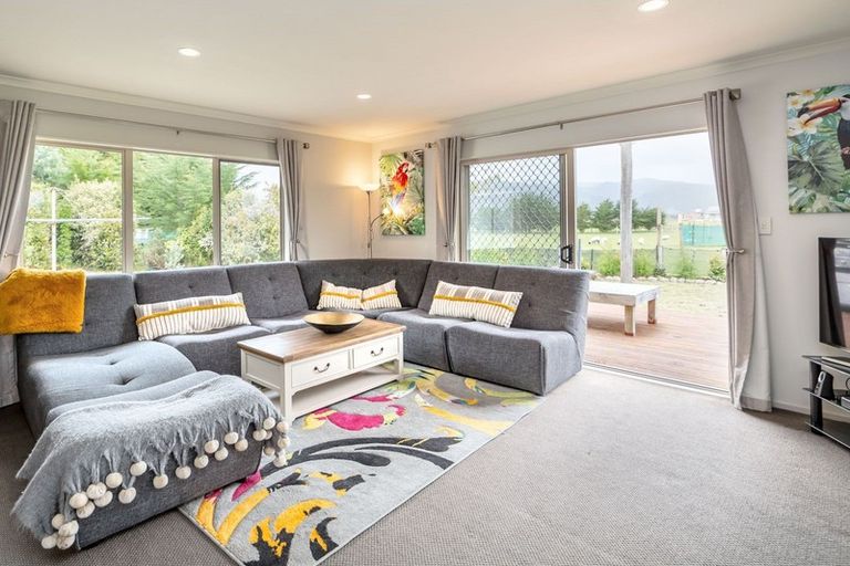 Photo of property in 228 Woodside Road, Woodside, Greytown, 5794