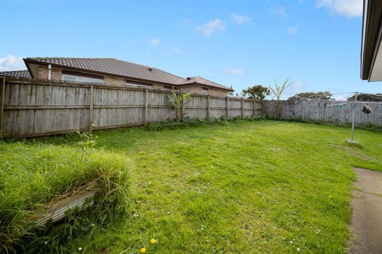 Photo of property in 33 Lachlan Place, Favona, Auckland, 2024
