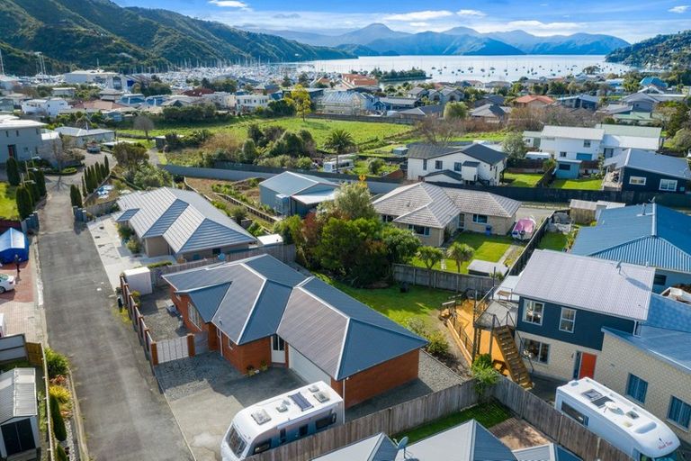 Photo of property in 253b Waikawa Road, Waikawa, Picton, 7220