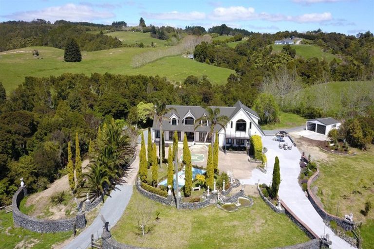 Photo of property in 797 Millbrook Road, Waipu, 0582