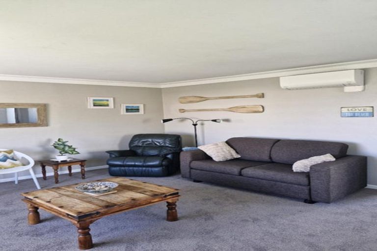 Photo of property in 37a Hamblyn Street, Strandon, New Plymouth, 4312