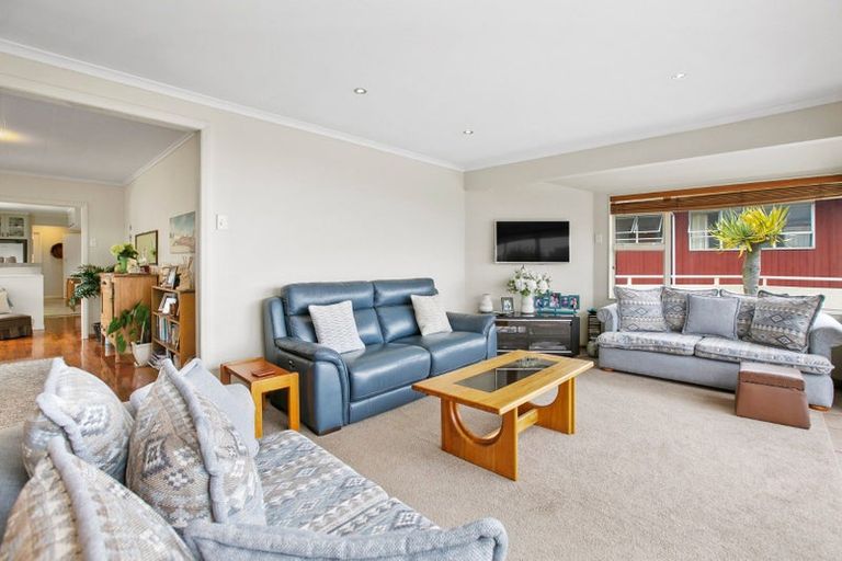 Photo of property in 21b Hamblyn Street, Strandon, New Plymouth, 4312