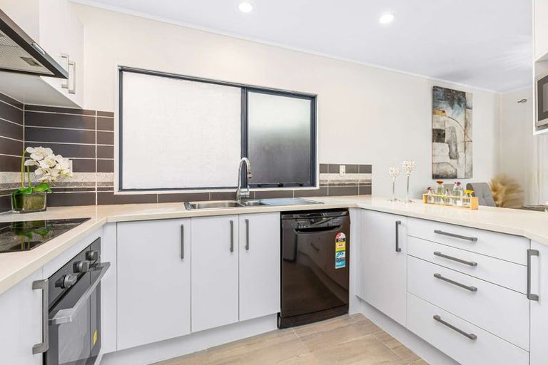 Photo of property in 61c Tiverton Road, Avondale, Auckland, 0600