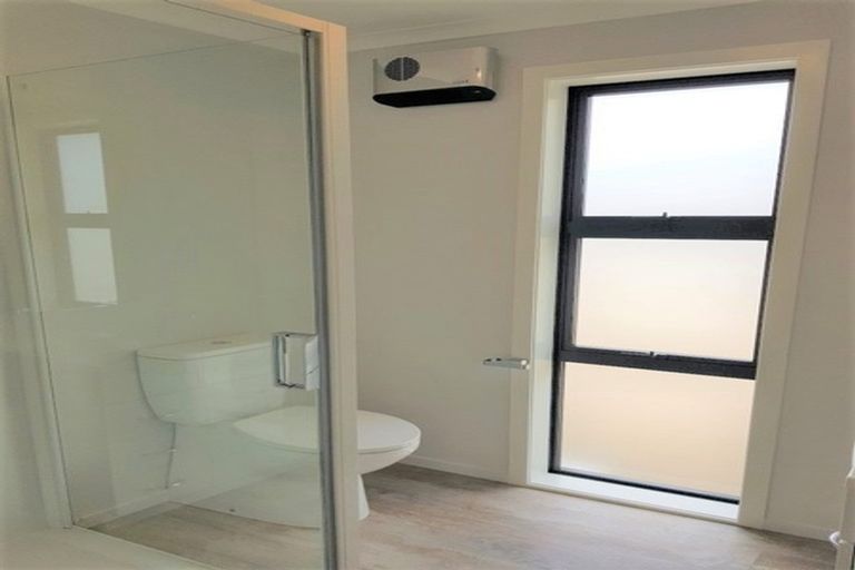 Photo of property in 58a Leicester Street, Cannons Creek, Porirua, 5024