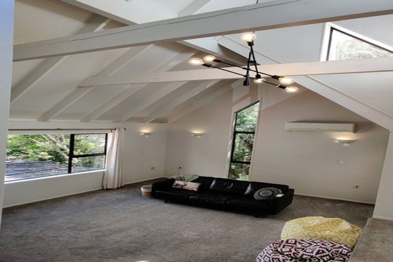 Photo of property in 21 Ferry Parade, Herald Island, Auckland, 0618