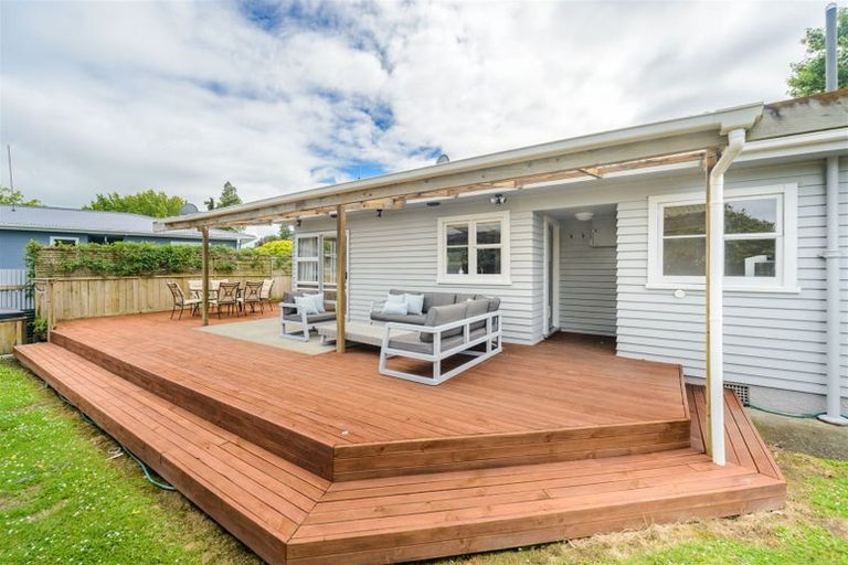 Photo of property in 19 Winchester Street, Awapuni, Palmerston North, 4412