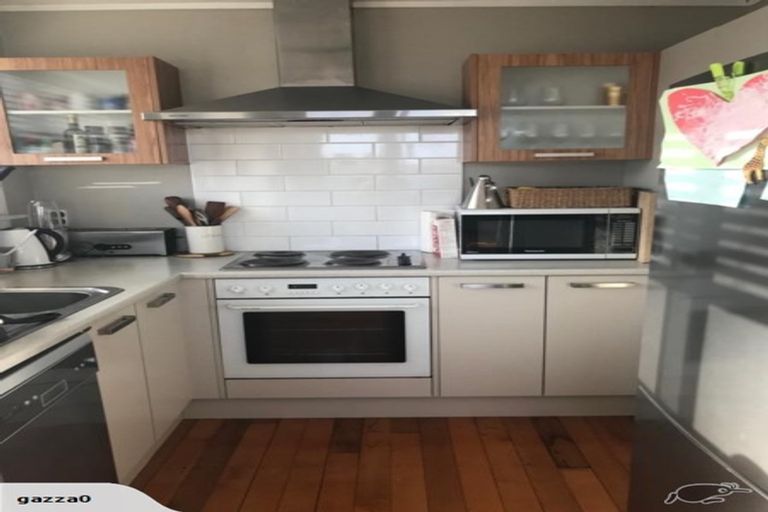 Photo of property in 6/34 Kitchener Road, Milford, Auckland, 0620