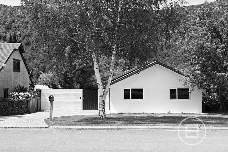 Photo of property in 81 Devon Street, Arrowtown, 9302