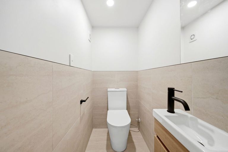 Photo of property in 18b Sunnyhill Crescent, Sunnyhills, Auckland, 2010