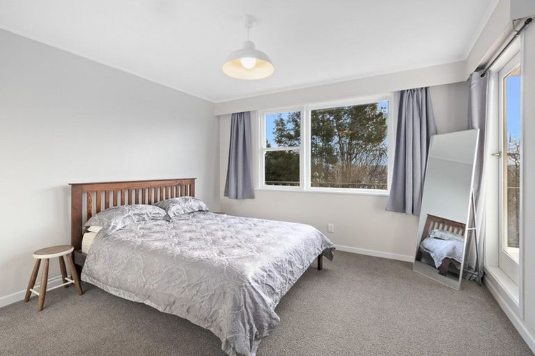Photo of property in 5 Humphrey Kemp Avenue, Henderson, Auckland, 0612