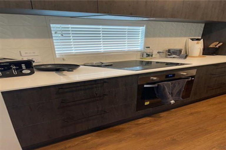 Photo of property in 5/327 Lincoln Road, Addington, Christchurch, 8024