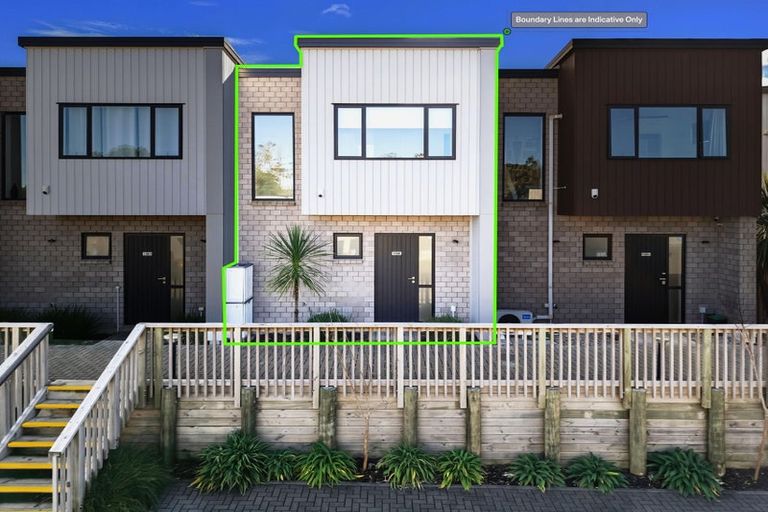 Photo of property in 138b Tiriwa Drive, Massey, Auckland, 0614