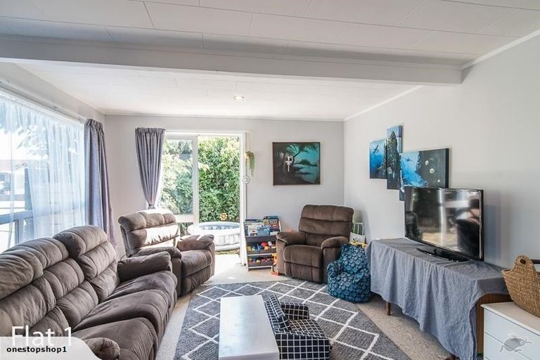 Photo of property in 15a Princeton Road, Raumati Beach, Paraparaumu, 5032