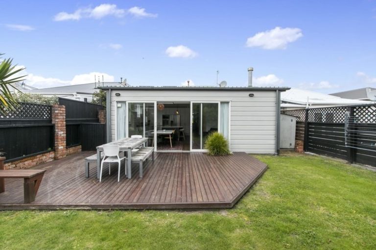 Photo of property in 13 Beach Street, Petone, Lower Hutt, 5012