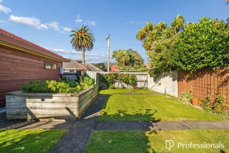 Photo of property in 42 Gordon Street, Avalon, Lower Hutt, 5011