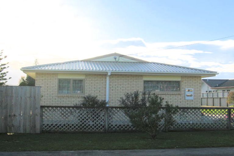 Photo of property in 9a Alamein Avenue, Onerahi, Whangarei, 0110