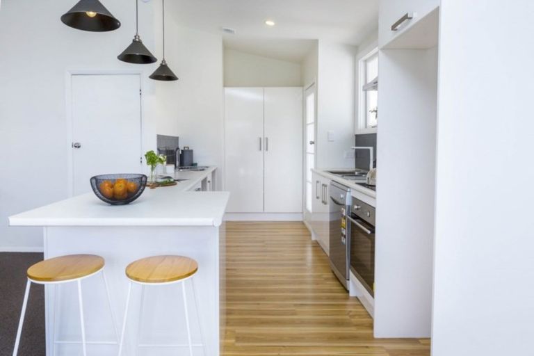 Photo of property in 30a Exchange Street, Ebdentown, Upper Hutt, 5018