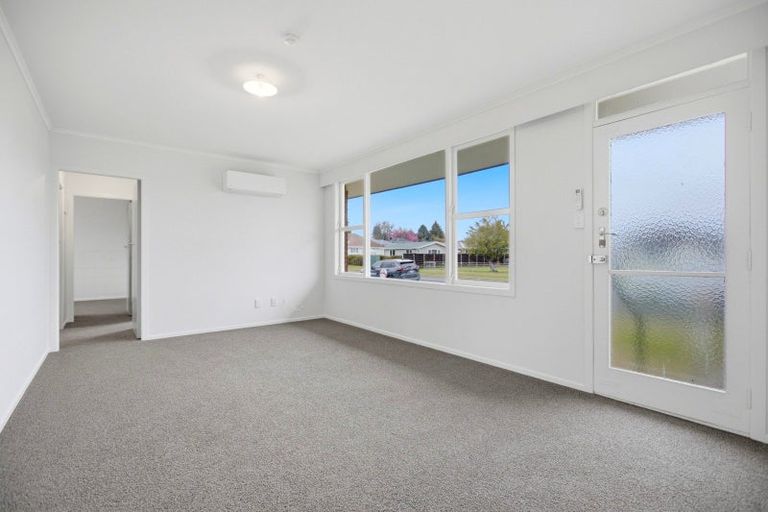 Photo of property in 5a-c Pohutukawa Drive, Tokoroa, 3420