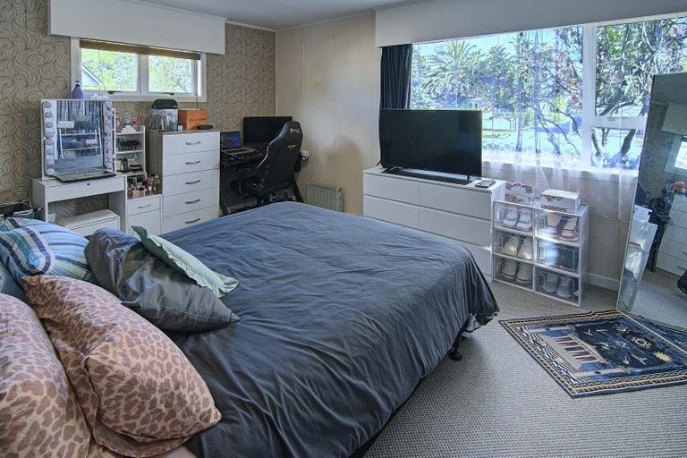 Photo of property in 43 South Belt, Solway, Masterton, 5810