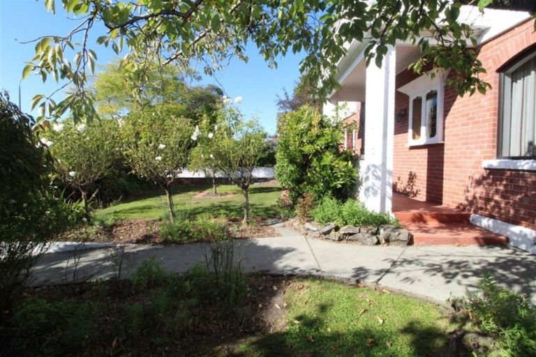 Photo of property in 28 Selwyn Street, Maori Hill, Timaru, 7910