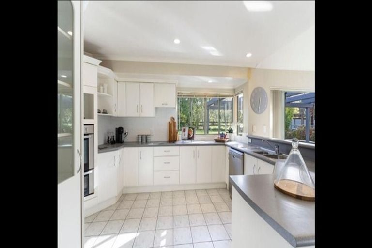 Photo of property in 81 Polo Prince Drive, Totara Park, Manurewa, 2576