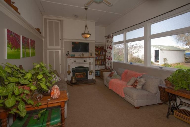 Photo of property in 16 Perth Street, Waikouaiti, 9510