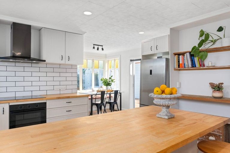 Photo of property in 24 Eltham Road, Blenheim, 7201