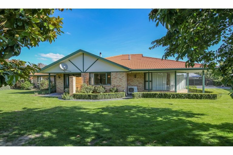 Photo of property in 36 Woodglen Drive, Woodend, 7610