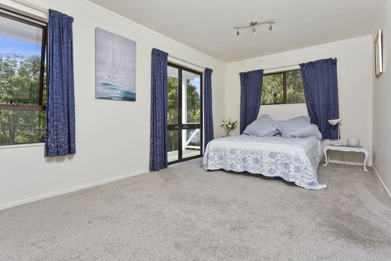 Photo of property in 52a Sunnyside Road, Sunnyvale, Auckland, 0612