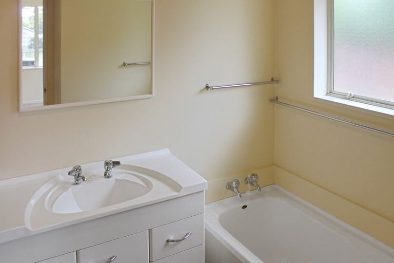 Photo of property in 8 Malthouse Lane, Heathcote Valley, Christchurch, 8022