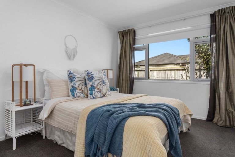 Photo of property in 15 Dawn Parade, Coastlands, Whakatane, 3120