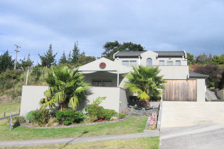 Photo of property in 115 Pacific View Drive, Whangamata, 3620