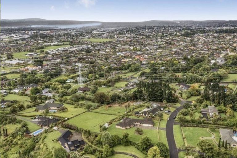 Photo of property in 167 Polo Prince Drive, Alfriston, Auckland, 2105