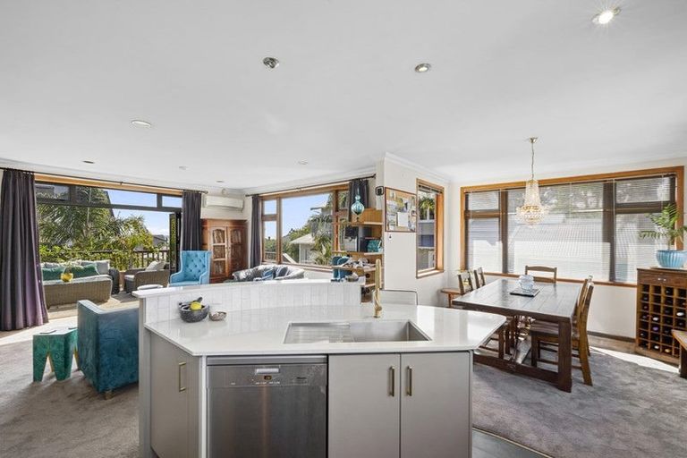 Photo of property in 10 Bulteel Street, New Plymouth, 4310